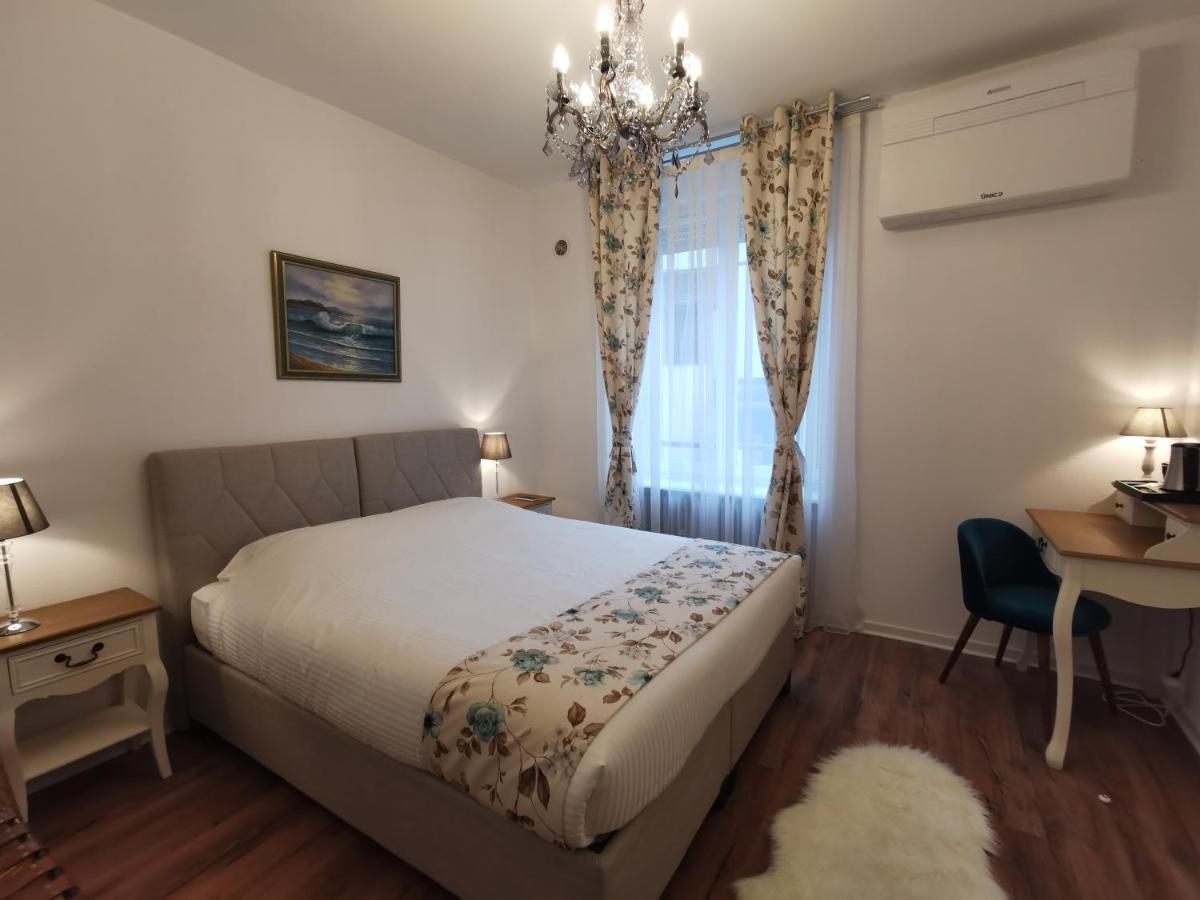 Apartment - *